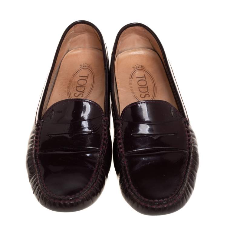 Pre Owned Tod's Burgundy Patent Leather Driving Penny Loafers Size 37.5 