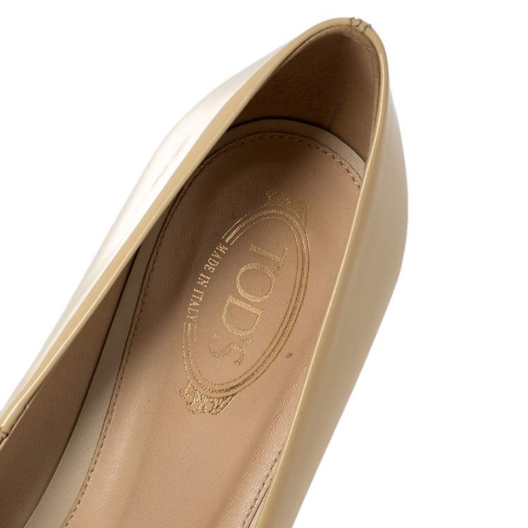 Pre Owned Tod's Beige Patent Leather Tassel Loafer Pumps Size 36.5