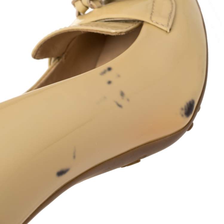 Pre Owned Tod's Beige Patent Leather Tassel Loafer Pumps Size 36.5