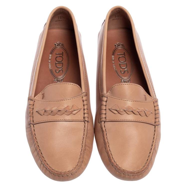 مملوكة مسبقًا Tod's Dark Beige Leather Slip On Loafers Size 38.5