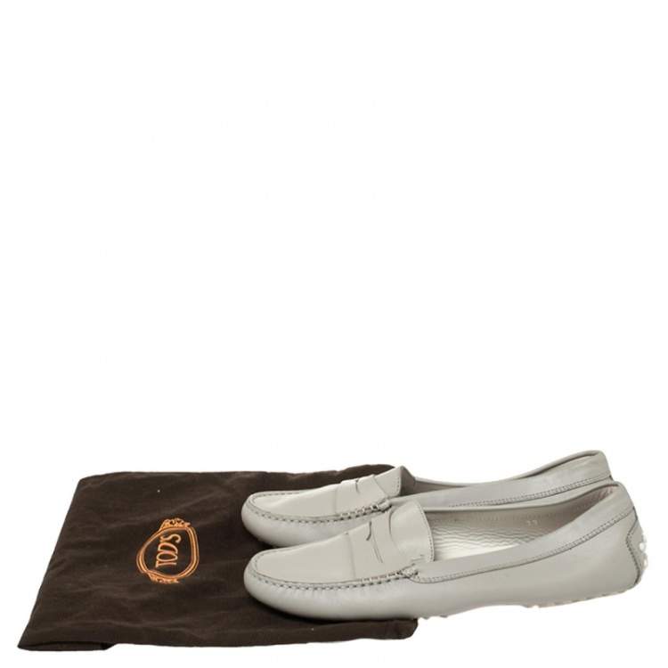 مملوكة مسبقًا Tod's Grey Leather Penny Loafers Size 39