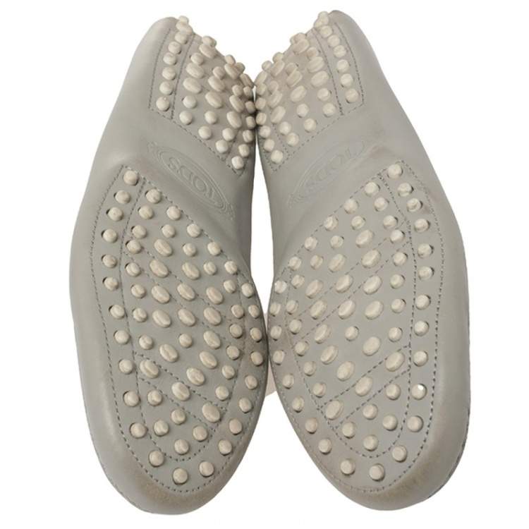 مملوكة مسبقًا Tod's Grey Leather Penny Loafers Size 39