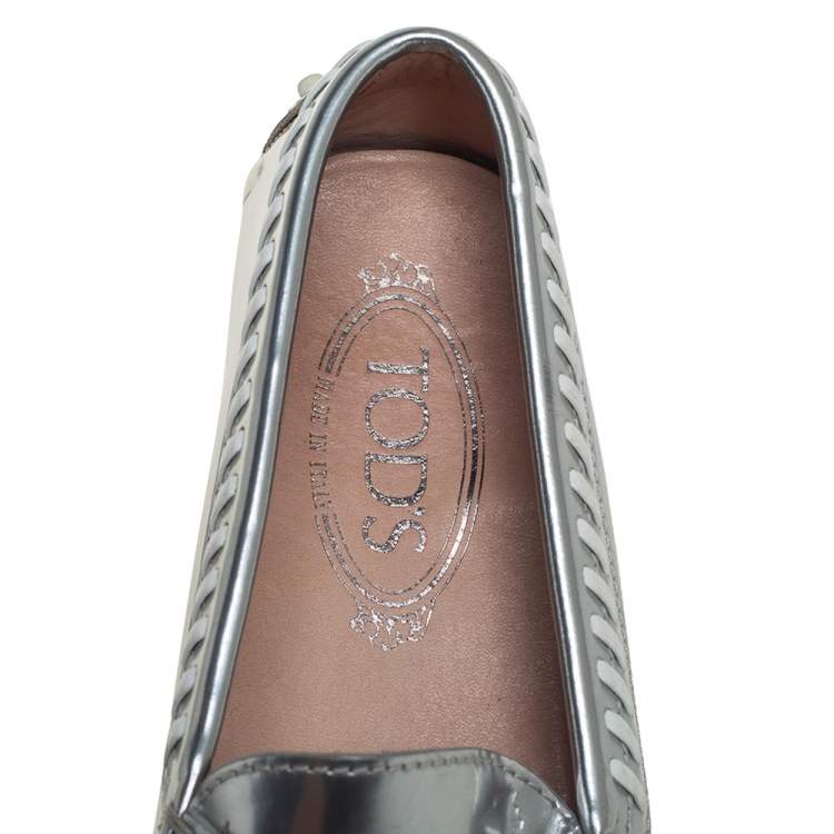 Pre Owned Tod's Metallic Silver Leather Whipstitch Detail Penny Slip On Loafers Size 35
