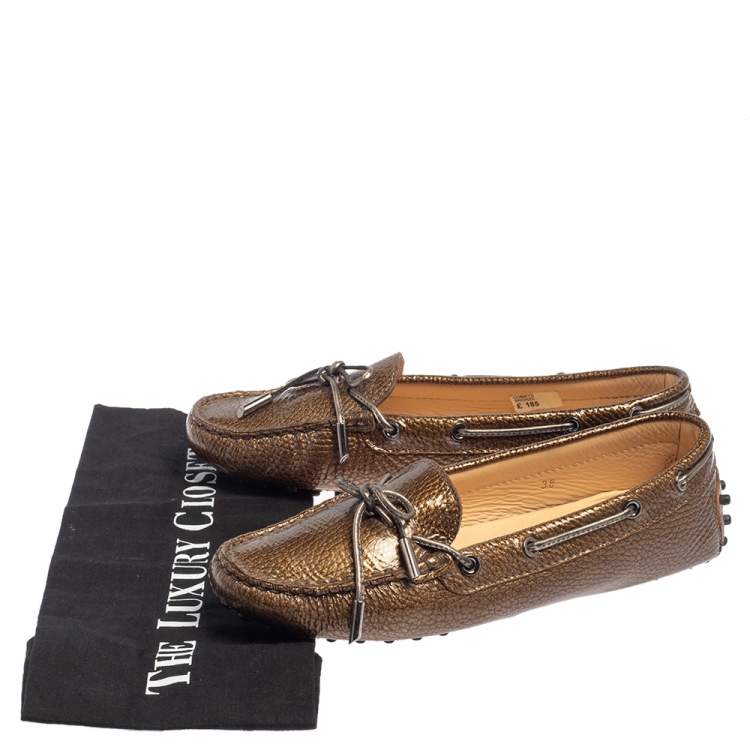 Pre Owned Tod's Metallic Bronze Patent Textured Leather Gommino Driving Loafers Size 38