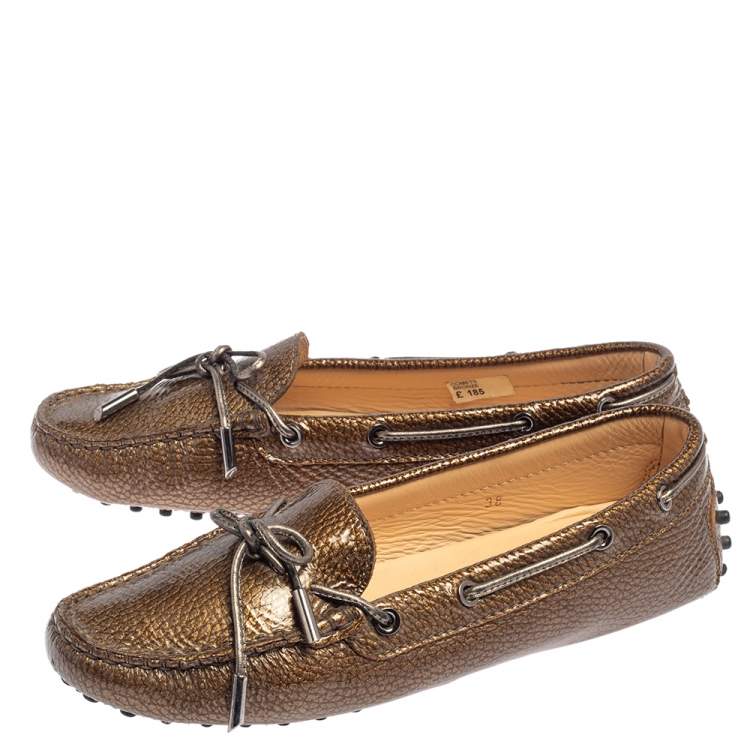 Pre Owned Tod's Metallic Bronze Patent Textured Leather Gommino Driving Loafers Size 38
