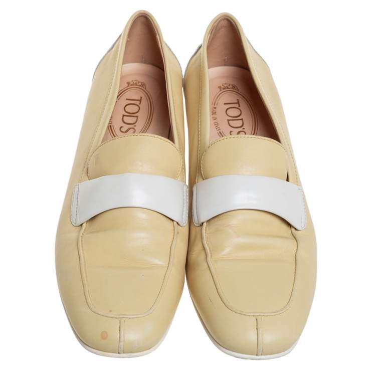 Pre Owned Tod's Yellow Leather Slip On Loafers Size 39
