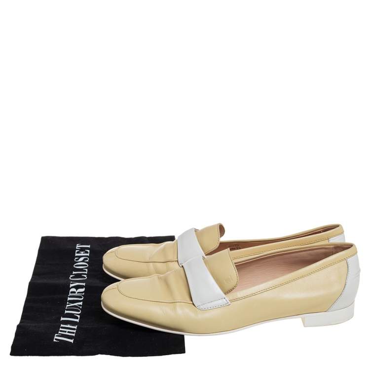 Pre Owned Tod's Yellow Leather Slip On Loafers Size 39
