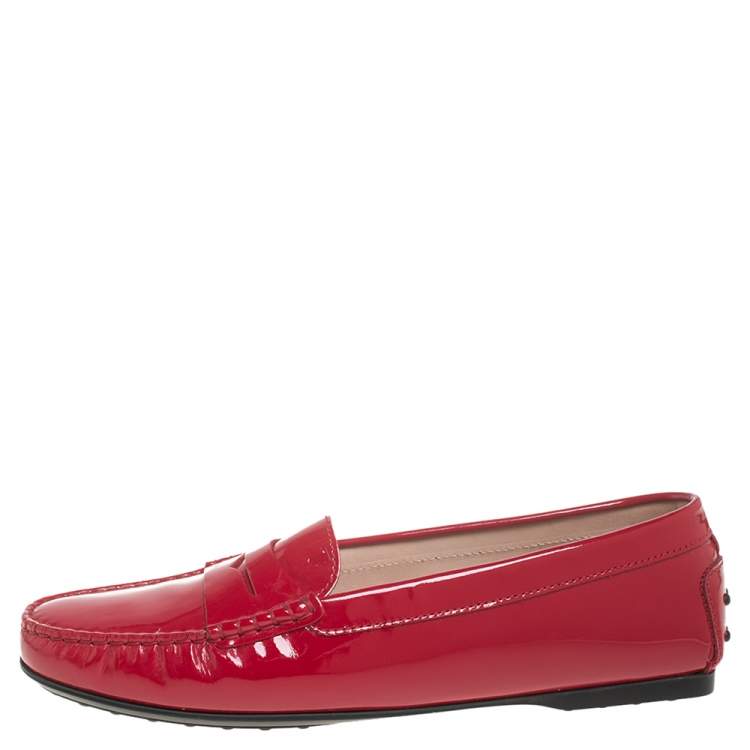 Pre Owned Tod's Red Patent Leather Slip On Loafers Size 41