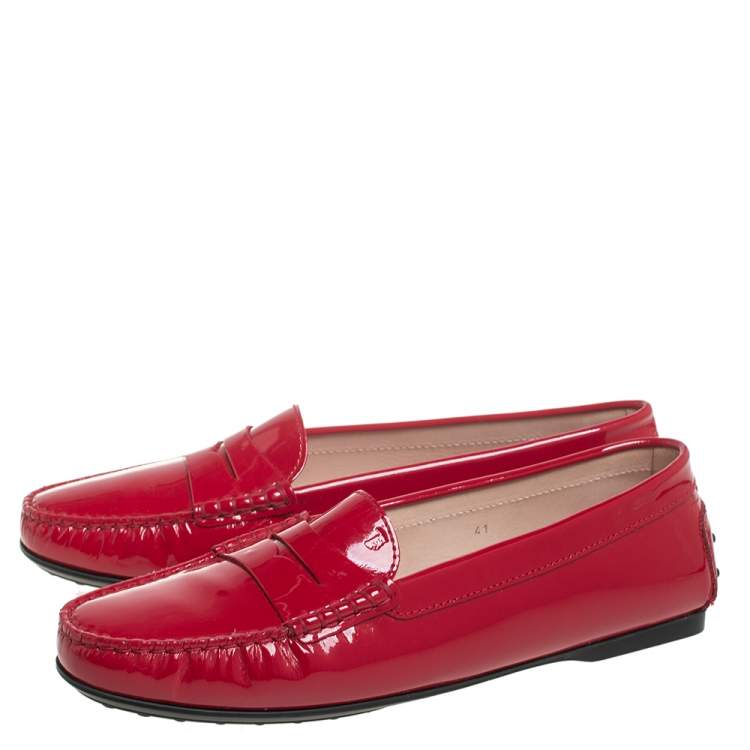 Pre Owned Tod's Red Patent Leather Slip On Loafers Size 41
