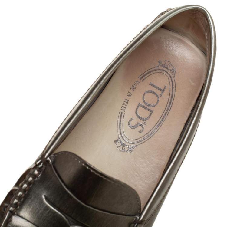 Pre Owned Tod's Metallic Olive Patent Leather Penny Slip On Loafers Size 35.5
