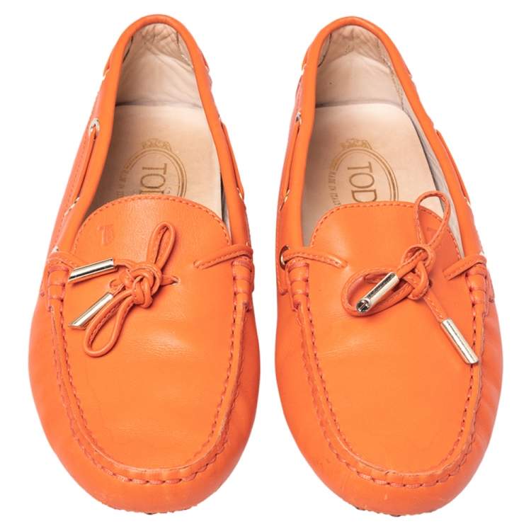 Pre Owned Tod's Orange Leather Bow Slip On Loafers Size 39