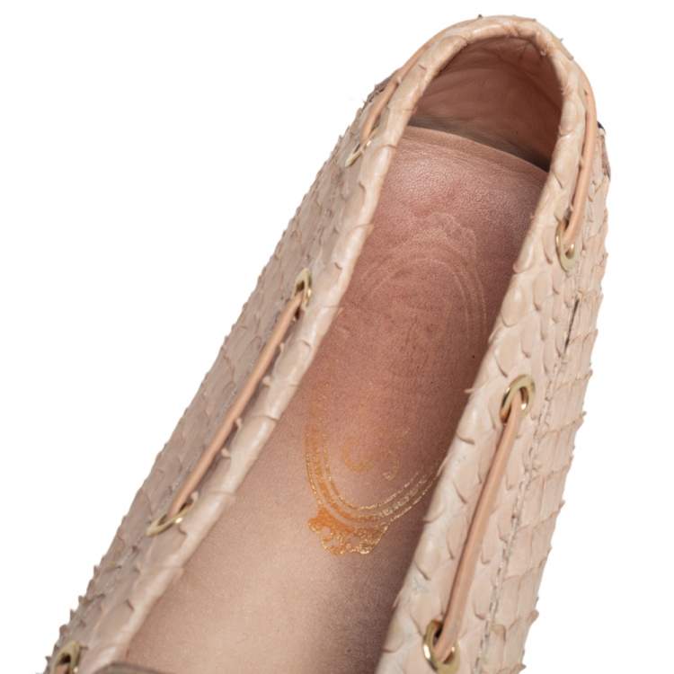 مملوكة مسبقًا Tod's Peach Snakeskin Bow Loafers Size 38.5