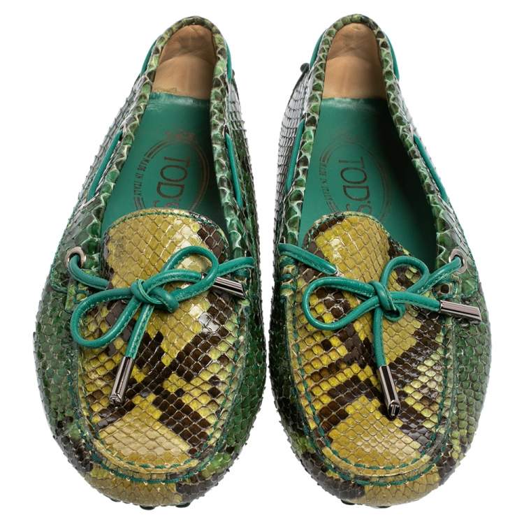 Pre Owned Tod's Green Python Leather Slip On Loafers Size 35