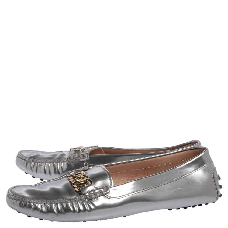 Pre Owned Tod's Metallic Silver Leather Chain Link Slip On Loafers Size 41