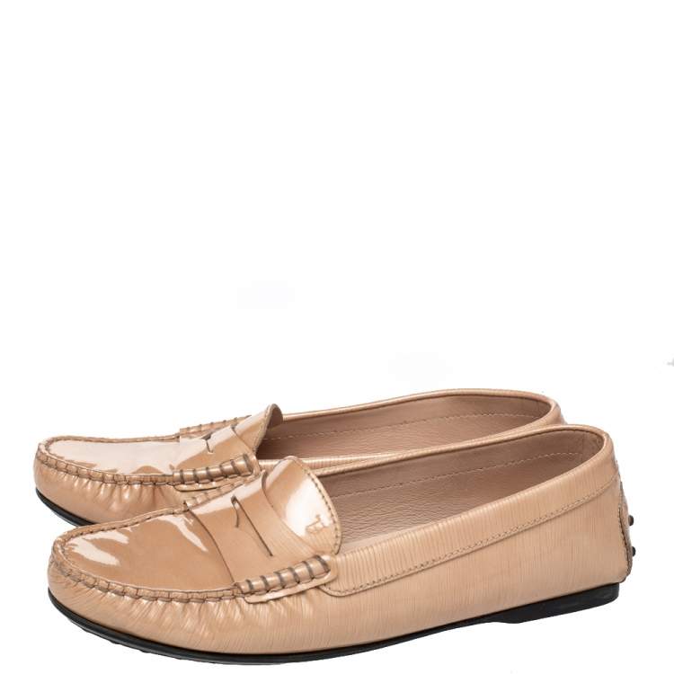 Pre Owned Tod's Beige Textured Patent Leather Penny Slip On Loafers Size 37.5
