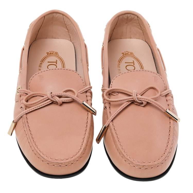 Pre Owned Tod's Beige Leather Bow Slip On Loafers Size 36