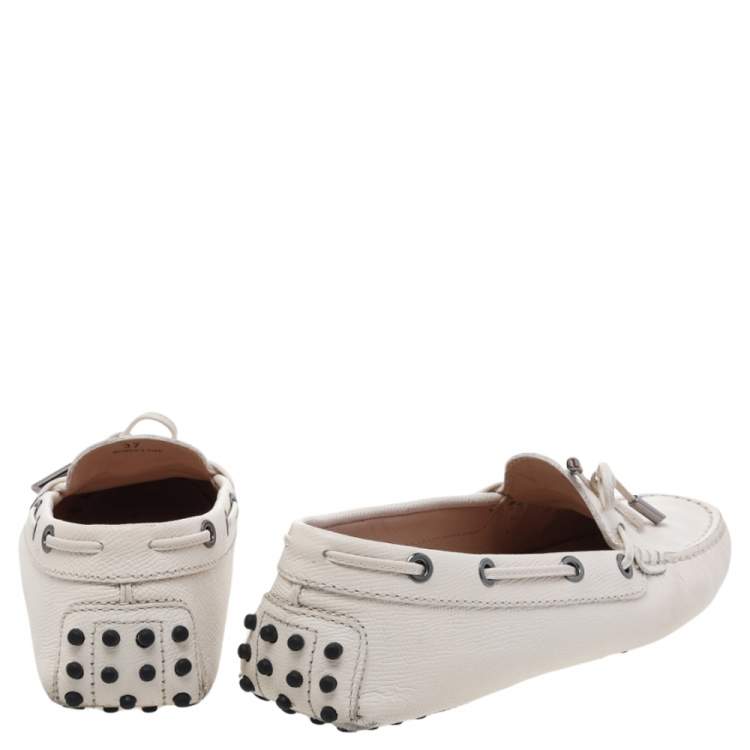 Pre Owned Tod's White Leather Gommino Driving Slip On Loafers Size 37