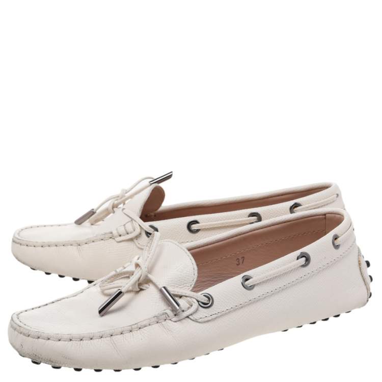 Pre Owned Tod's White Leather Gommino Driving Slip On Loafers Size 37