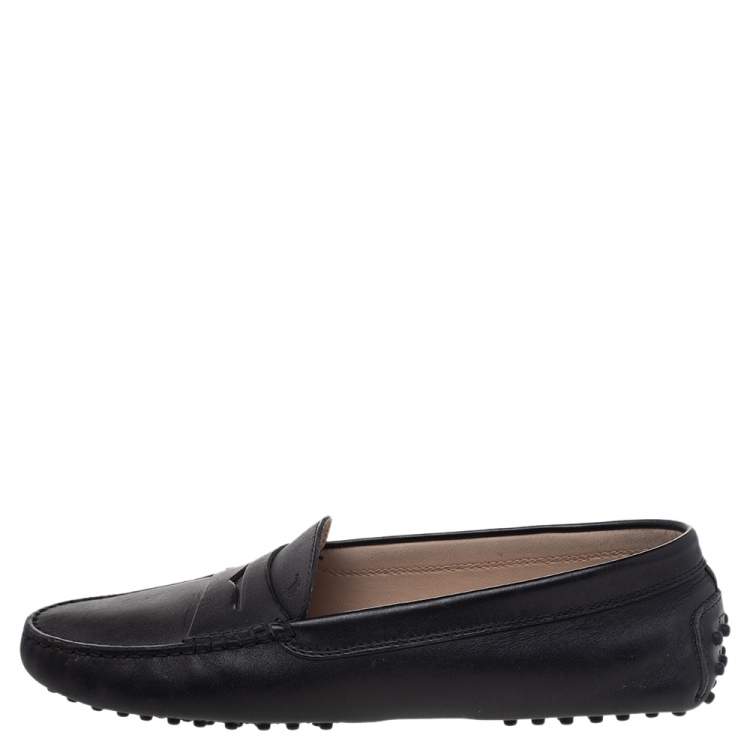 مملوكة مسبقًا Tod's Black Leather Slip on Loafers Size 41