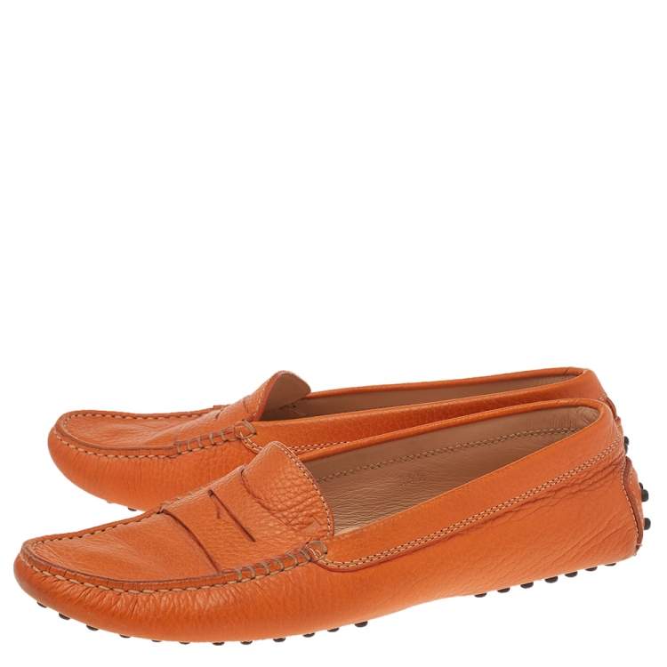 Pre Owned Tod's Orange Leather Gommino Slip On Loafers Size 39.5