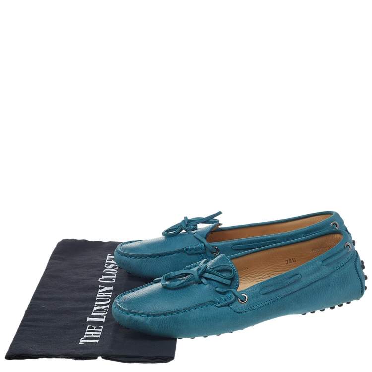 Pre Owned Tod's Blue Leather Bow Detail Slip On Loafers Size 39.5