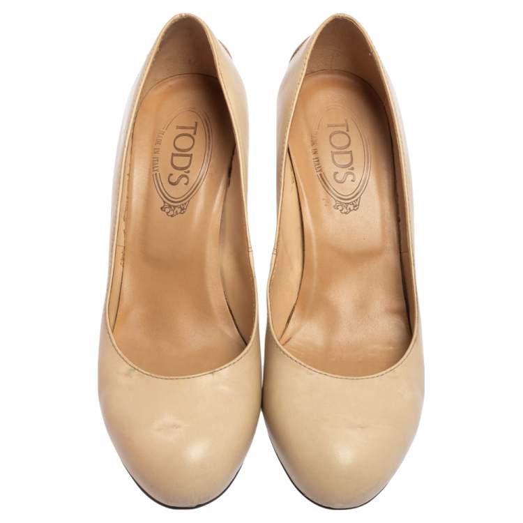 Pre Owned Tod's Beige Leather Block Heel Pumps Size 38