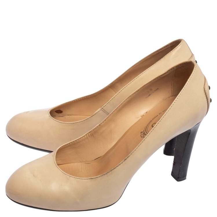Pre Owned Tod's Beige Leather Block Heel Pumps Size 38