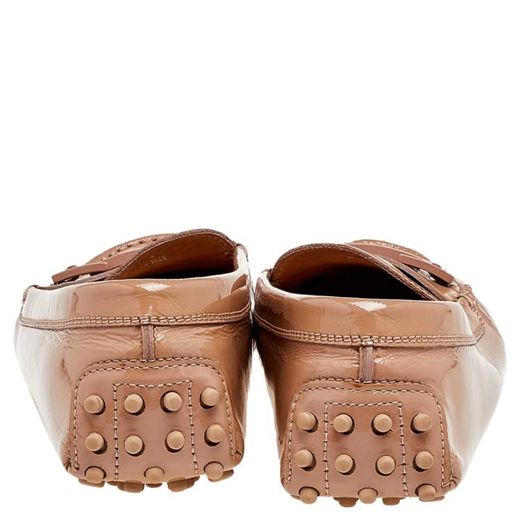 Pre Owned Tod's Beige Patent Leather Logo Bit Slip On Loafers Size 37.5