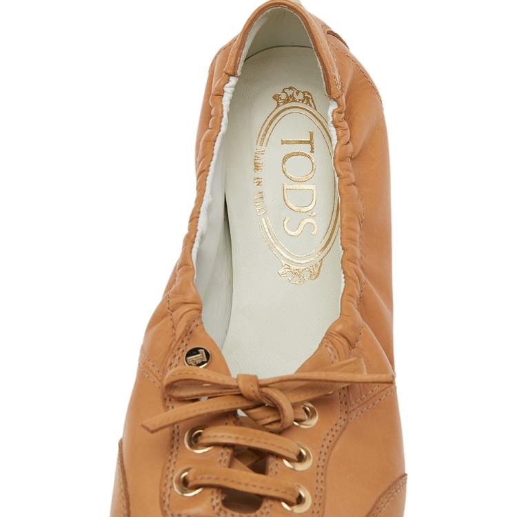 Pre Owned Tod's Brown Leather Scrunch Lace Up Flats Size 37.5