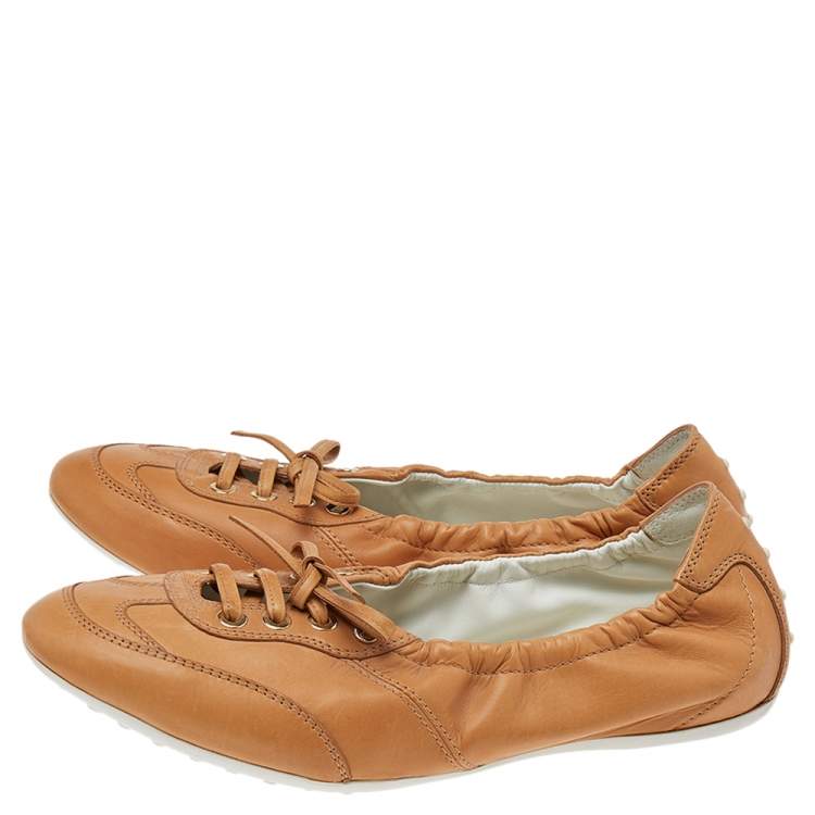 Pre Owned Tod's Brown Leather Scrunch Lace Up Flats Size 37.5