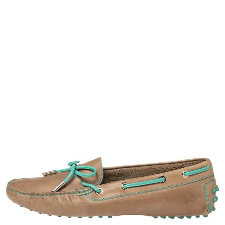 مملوكة مسبقًا Tod's Light Brown/Turquoise Leather Bow Loafers Size 39