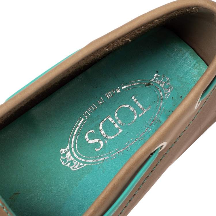 مملوكة مسبقًا Tod's Light Brown/Turquoise Leather Bow Loafers Size 39