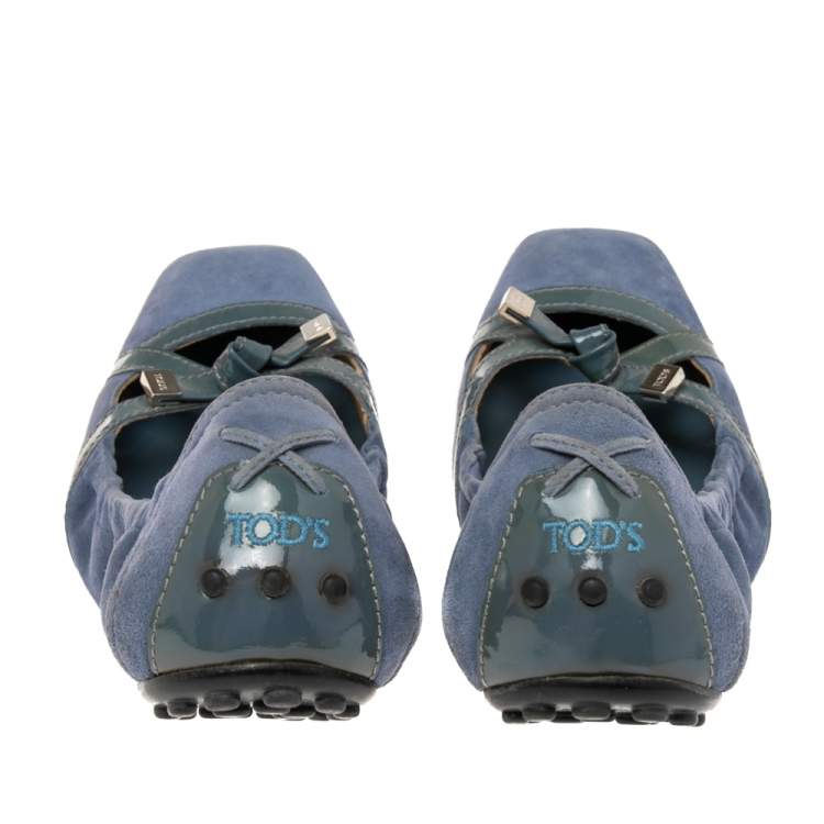Pre Owned Tod's Blue Suede And Patent Leather Bow Scrunch Ballet Flats Size 37