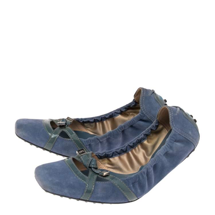 Pre Owned Tod's Blue Suede And Patent Leather Bow Scrunch Ballet Flats Size 37