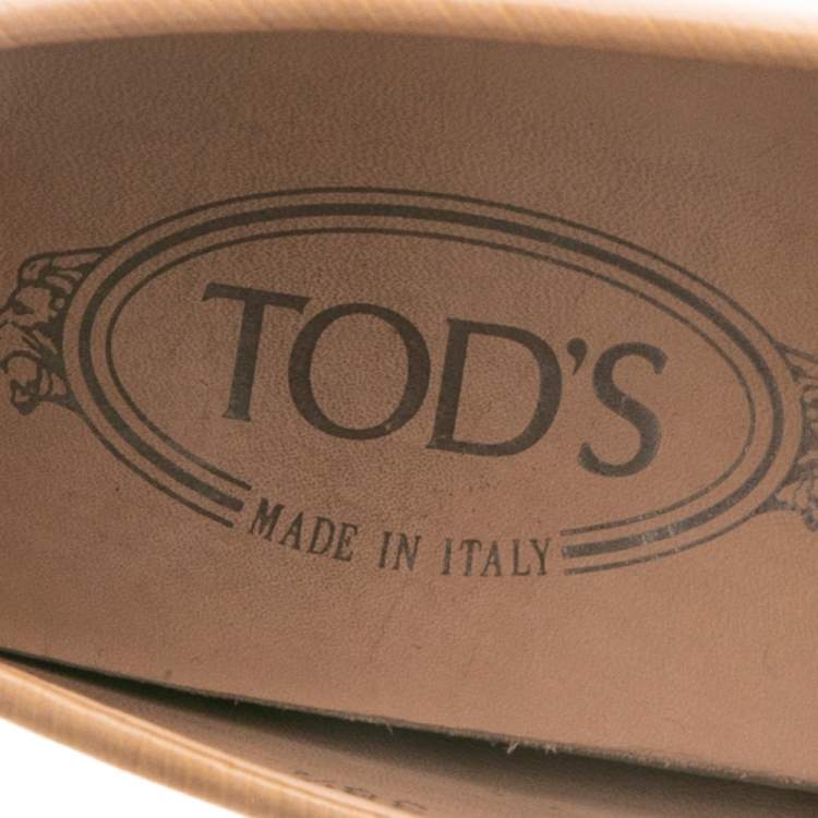 Pre Owned Tod's Beige Textured Patent Leather Penny Slip On Loafers Size 38.5