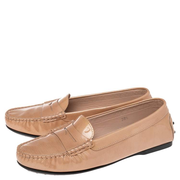 Pre Owned Tod's Beige Textured Patent Leather Penny Slip On Loafers Size 38.5