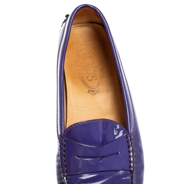 مملوكة مسبقًا Tod's Purple Patent Leather Gommini Penny Loafers Size 37.5
