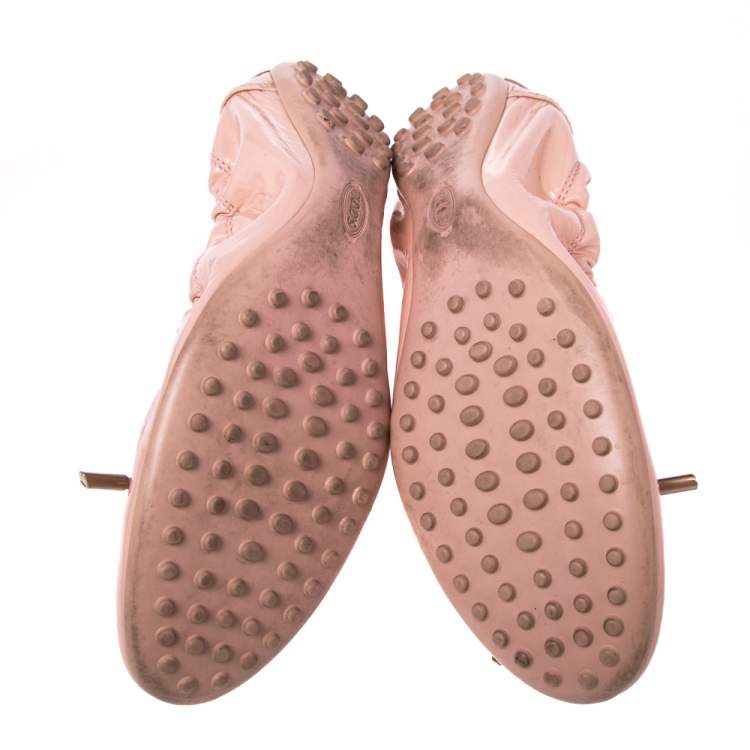 Pre Owned Tod's Salmon Pink Patent Leather Ballerina Scrunch Flats Size 37
