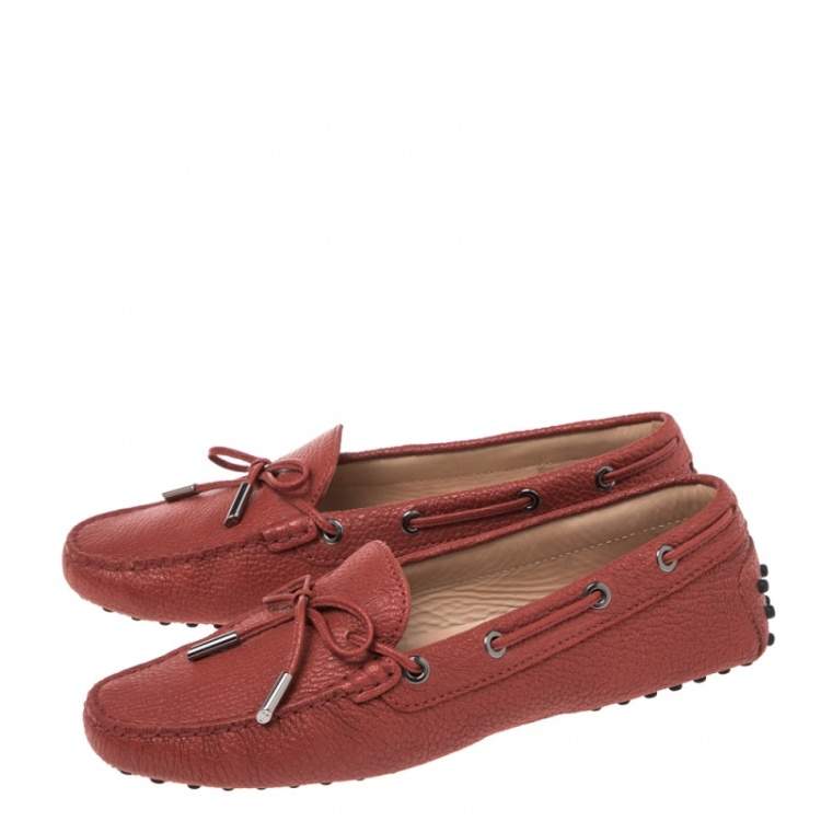 Pre Owned Tod's Red  Leather Bow Slip On Loafers Size 38