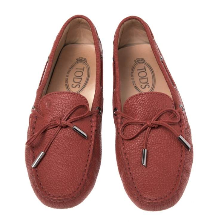 Pre Owned Tod's Red  Leather Bow Slip On Loafers Size 38