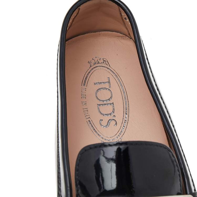 Pre Owned Tod's Black Patent Leather Slip on Loafers Size 37.5