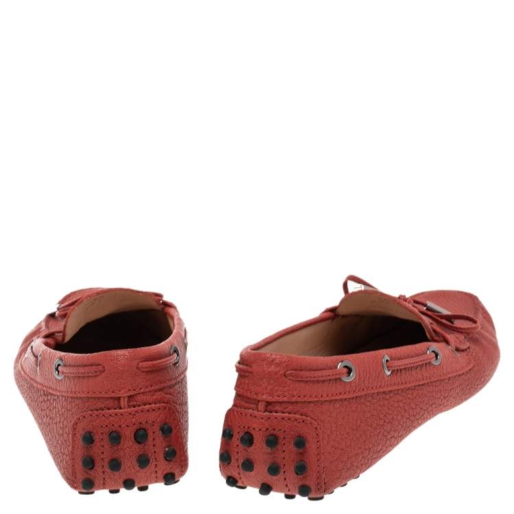 Pre Owned Tod's Red Leather Bow Slip On Loafers Size 38