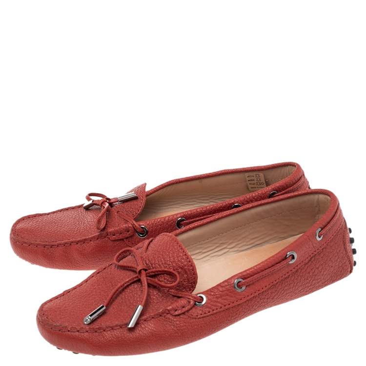 Pre Owned Tod's Red Leather Bow Slip On Loafers Size 38