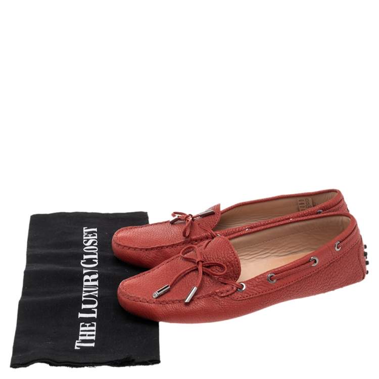 Pre Owned Tod's Red Leather Bow Slip On Loafers Size 38