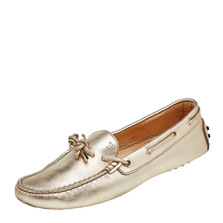 Pre Owned Tod's Gold Leather Bow Slip On Loafers Size 38.5
