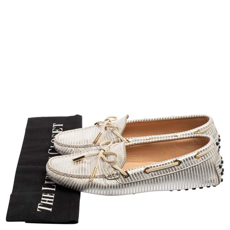 Pre Owned Tod's Silver Stripe Leather Bow Detail Loafers Size 37
