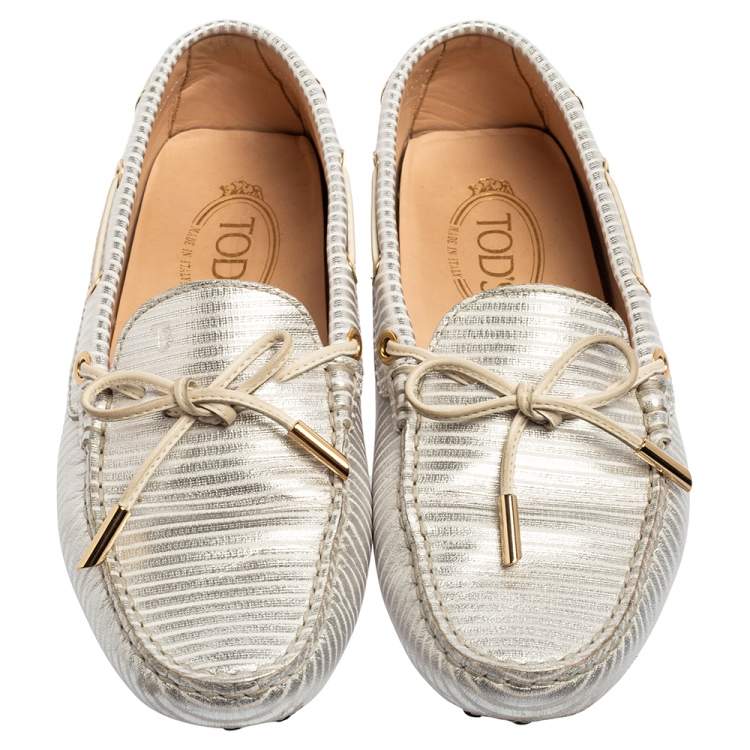 Pre Owned Tod's Silver Stripe Leather Bow Detail Loafers Size 37