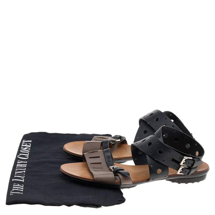 Pre Owned Tod's Black/Grey Leather Flat Sandals Size 36