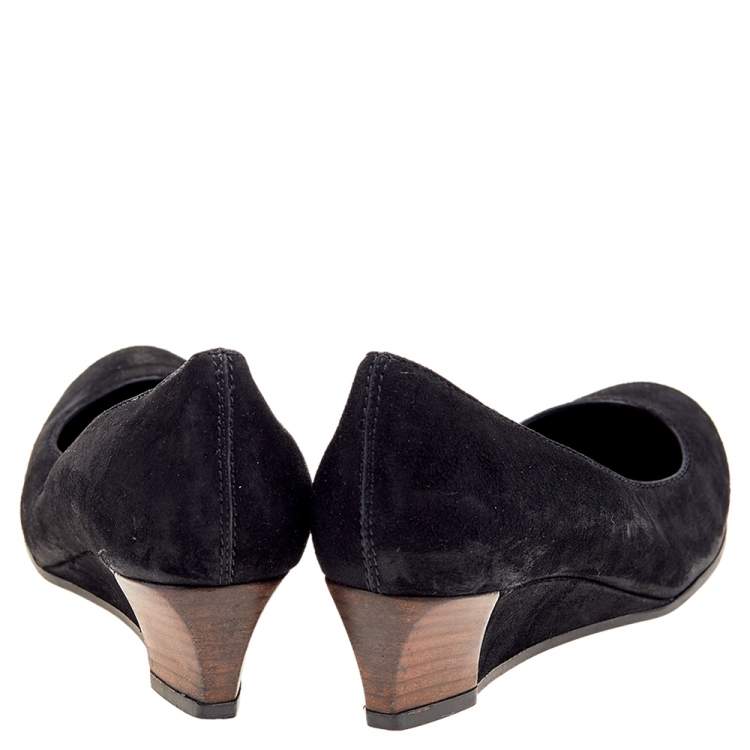 Pre Owned Tod's Black Suede Wedge Pumps Size 36