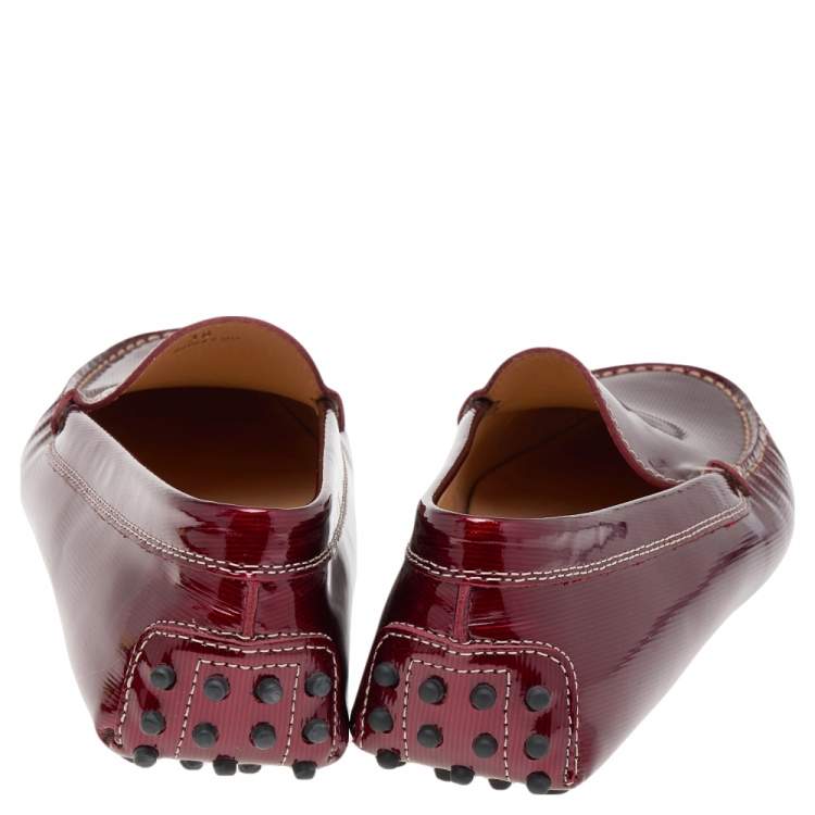 Pre Owned Tod's Burgundy Patent Leather Slip On Loafers Size 38